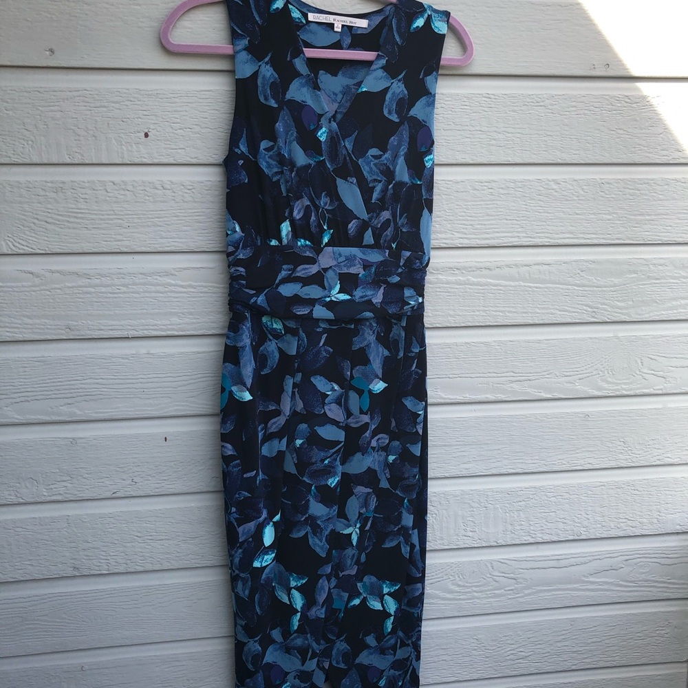 Dress - Picture 2 of 5